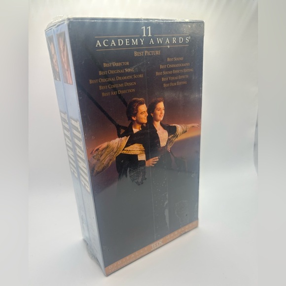 🆕 Titanic Movie 2 VHS box factory Sealed, mint condition, collectors - Picture 2 of 3